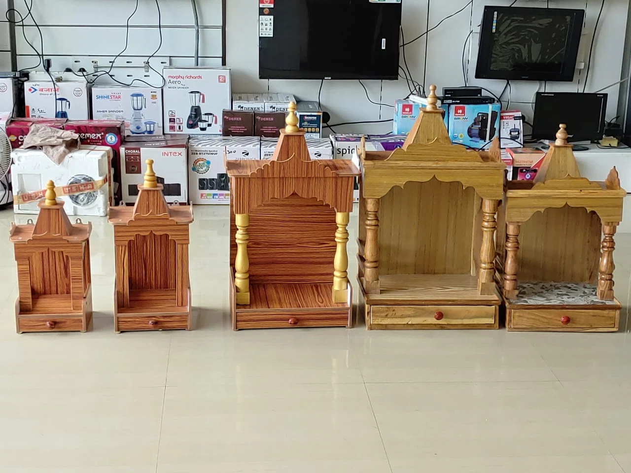 Bicycle Display - Best Cycle Shop Hirri Mines